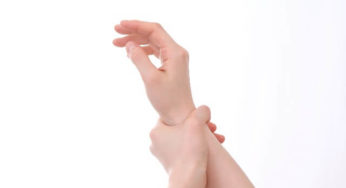 【労災下りる？】保育士で腱鞘炎。手首が痛いと感じたら行う事